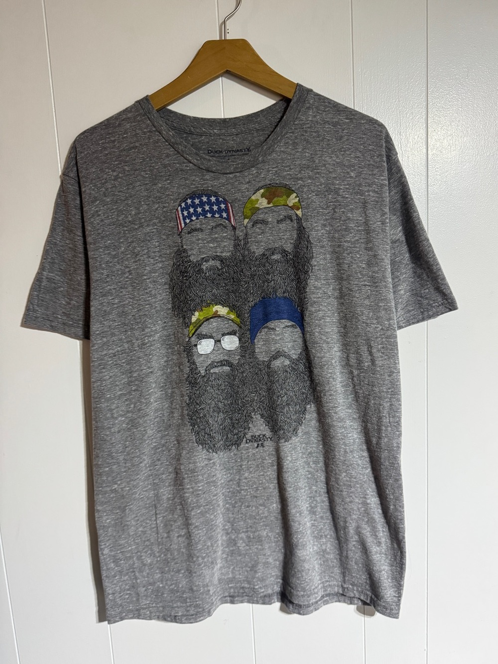Grey Duck Dynasty T-shirt Heather Grey Tee Beard Graphic Tee TV Show Mens L